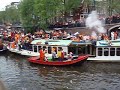 Koninginnedag op de Prinsengracht te Amsterdam 2008