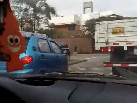 Se busca carro de tres ruedas en Lima