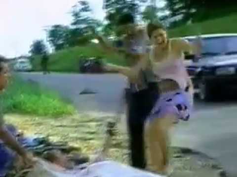Grave accidente en motocicleta - Cámara Oculta