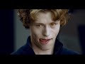 VAMPIRES SUCK 