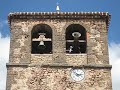 Volteo de campanas en la torre de la iglesia de Valdemoro Sierra (Cuenca). Fiestas patronales, verano 2006.