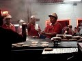 que tecnica para echar pupusas en el salvador  vuelan!!