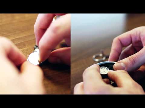 Mercedes-Benz: How do I Replace my Key Battery