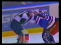 hockey fight goaleur