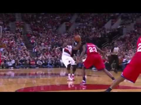 Marcus Camby to LaMarcus Aldridge for a dunk