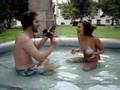 105"5 Spreeradio Sommerkarawanne - Schweizer & Conny im Pool