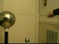 Van De Graaff Generator Not Tesla Coil