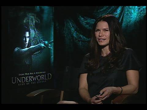 rhona mitra