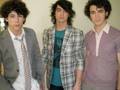 A Jonas Romance; Episode 90