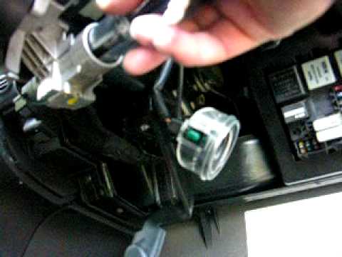 how to remove ignition barrel vt commodore