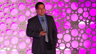 Photo of Christopher Penn speaking