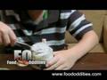 videos de Remy Eats Herring (Food Oddities - www.foododdities.com)