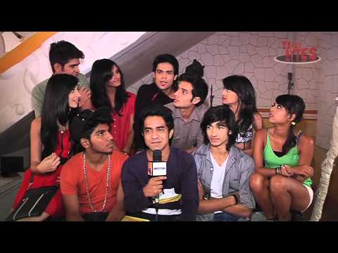D3 - D3 Completes 3 Years, D3 Gang Express Their Happiness - Part 02.