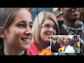 une flashmob po�tique rue montorgueil, le 26 septembre 2009, qui se transforme en quart d'heure am�ricain puis en concert de jazz improvis�. retrouvez les photos et vid�os de l'�v�nement sur www.le-rendez-vous.com