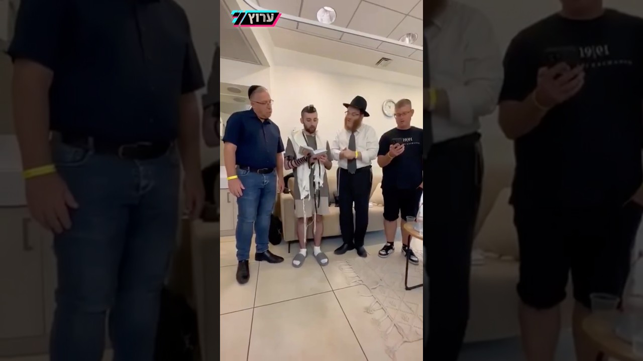 לאחר שהניח תפילין במנהרות חמאס בעזה, מתן אנגרסט מניח הבוקר תפילין כשהוא חופשי ואומר ״מזמור לתודה״