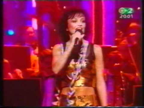 Szandi-Dúdold a szív dallamát,Érezd jól magad