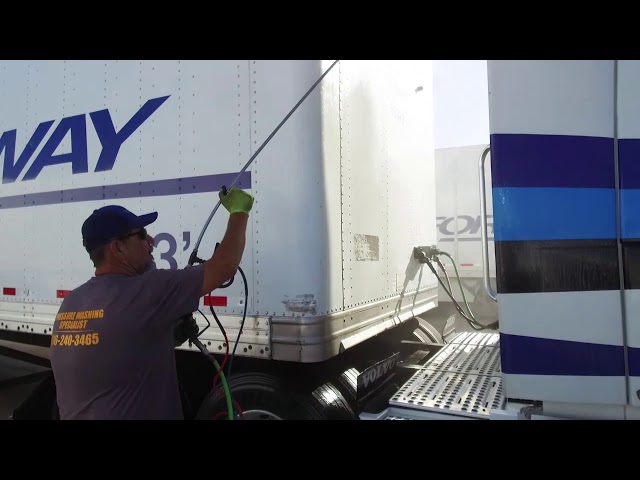Grand Rapids Mobile Fleet Washing Service