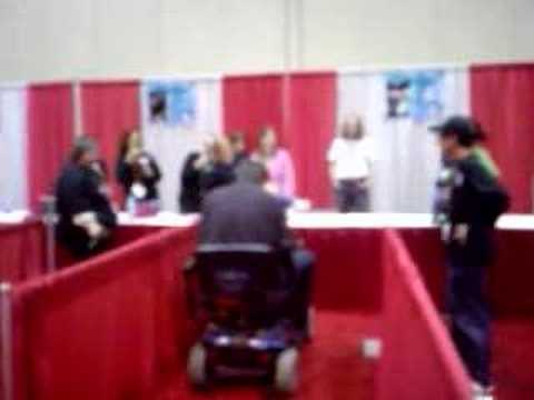 Nathan Fillion loose on a scooter at the FX Show 2008