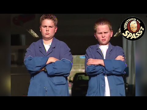 verstehen - Max und Tim als TÜV-Beamte. Zwei Kleine ganz groß! Klassiker aus dem Jahr 2003. Noch mehr Verstehen Sie Spass: Kanal abonnieren unter http://www.bit.ly/vsspa...