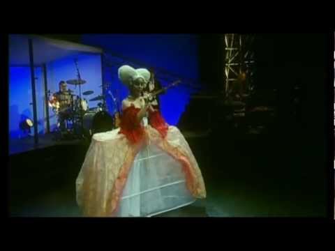 Mozarbanditen - Salieri (Tollwood 2004) bei Youtube ansehen
