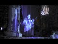 playing the organ of the ornithorhynchus.
serge de laubier (puce muse) accompagn� de l'orchestre national de joysticks film� au m�ta-instrument � l'�glise saint merri (paris 4�me) pendant la nuit blanche du 6 octobre 2007. 3�me partie du set, juste avant le grand final.