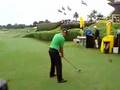 Geoff Ogilvy, Robert Allenby & Brandt Snedeker tee off (Rd1)