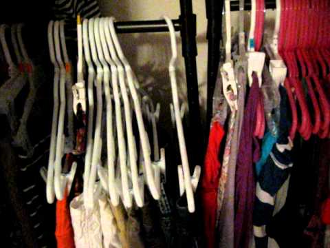 how to organize walk in closet