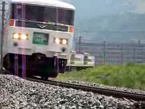 １８５系臨時特急　はまかいじ号