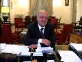 Ministro defiende voto de los chilenos en el exterior Ministro defiende voto de los chilenos en el exterior