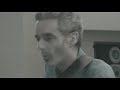 Taber sings