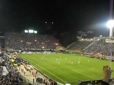 gol na final libertadores - Reação da torcida corinthiana após o primeiro gol feito por Emerson Sheik.