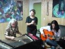 composicion de bulerias por dino del monte (cimbalom) y ruben montoya (guitarra flamenca)bulerias miralrio
septiembre 2008.
con la colaboracion de la cantaora eva medina.