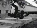L10 Trailer
