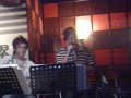 Me on guitars while my partner Stanley a.k.a. Ah Hoi sings Cao Ge's 世界唯一的你. Its one of my favourite song from Gary! It's only the final half because his girlfriend didn't manage to capture the first half! Will upload full version some other time! Enjoy ^_^Please visit Stan's site too!www.youtube.com/stanleystudio