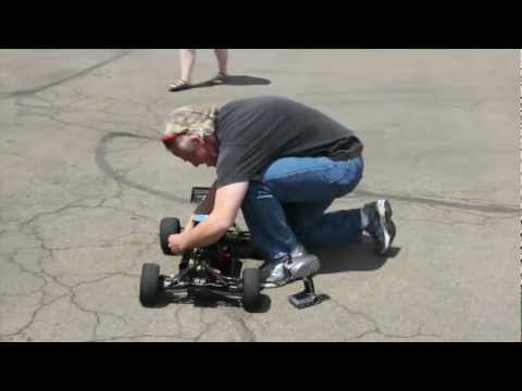 mit Robot Electronics Autonomy - Paul Breed runs his autonomous car around the Sparkfun building. This was his second run of 3, and the only one that made it all the way around the course. I...