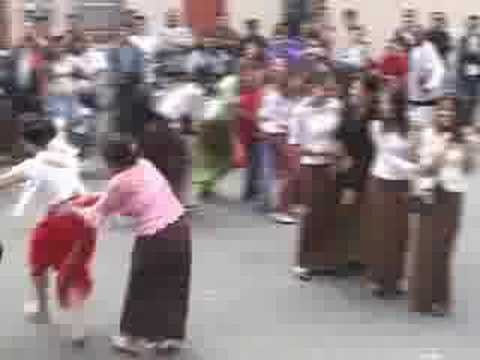 Bra Buddha Ransi Temple   New Year 2008#03