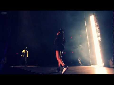 Jay-Z & Rihanna - Run This Town - (CP Edit) HD - Live Hackney Weekend 23.06.2012 HD