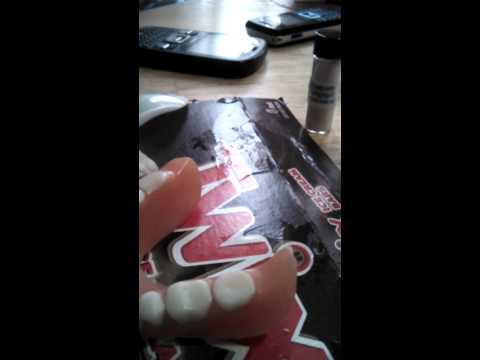 how to repair broken dentures