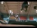 videos de TJ's early grab wipe out!