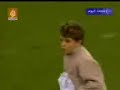 طفل بياخذ فنيلة رونالدو بالغصب
