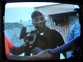 Policia chapotea delincuente
