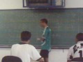 Gabriel imintando o lingui��o