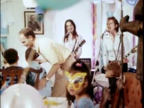 Grunge - DISCLAIMER: I don't own the performance music or images here, i've just only make a tribute to the music i like. ADVERTENCIA: No soy dueño de la interpretaci...