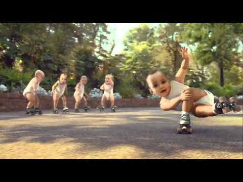 Bebes patinando Roller Babies lo mas visto en you tube