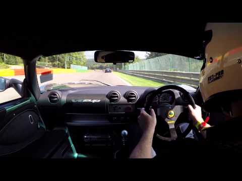Lotus Exige V6 Cup vs Ferrari 458 Speciale at Spa