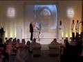 videos de Humanoid Robot Reem B lifts weights