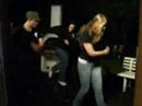 30.05.08 Party bei mir im Garten.Es gewitterte heftig und zu allem Übel regnete es auch noch in Strömen.Aber ist das ein Grund um Trübsal zu blasen? Oder sich kauernd in einer dunklen Ecke zu verkriechen?NEIN!Der fröhliche Jumper trotzt auch dem schlechten Wetter und hat nichts anderes als Jumpen im Sinn.Das Ergebnis seht ihr hier ;)Viel Spaß beim gucken :P