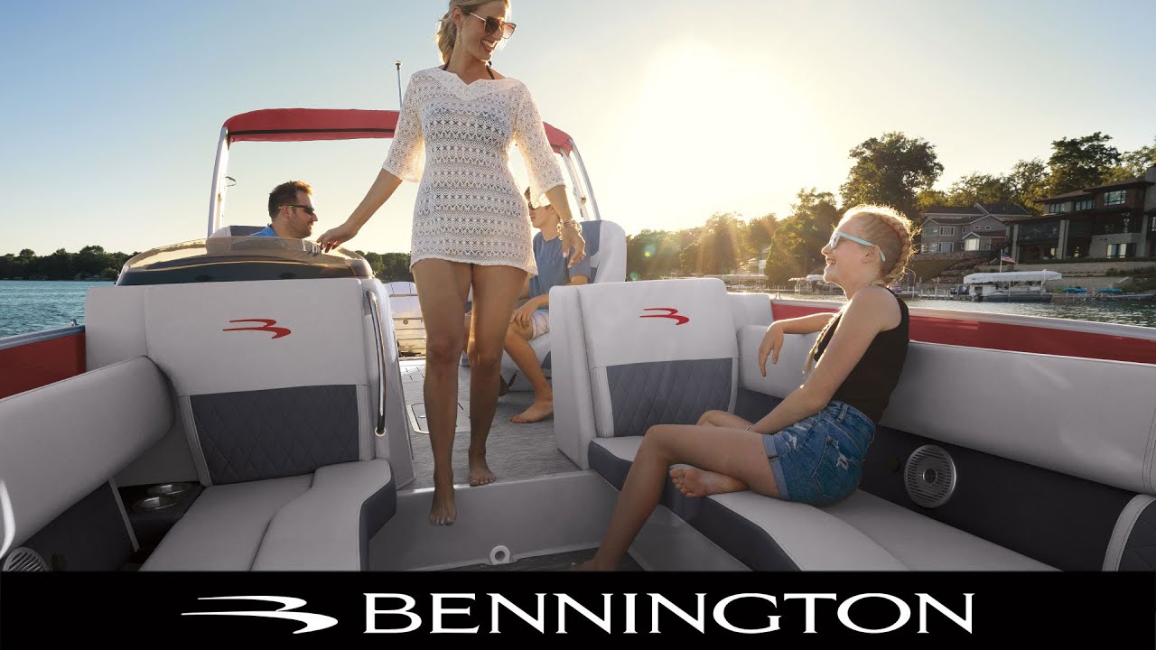 2023 Bennington L Bowrider Line of Pontoon Boats