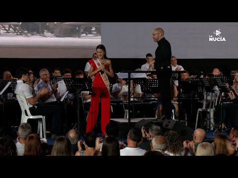 La Unió Musical La Nucia celebró su “concert 44é aniversari” en la plaça Major