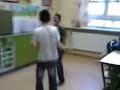 Click here to watch this video Schlägerei in der Schule